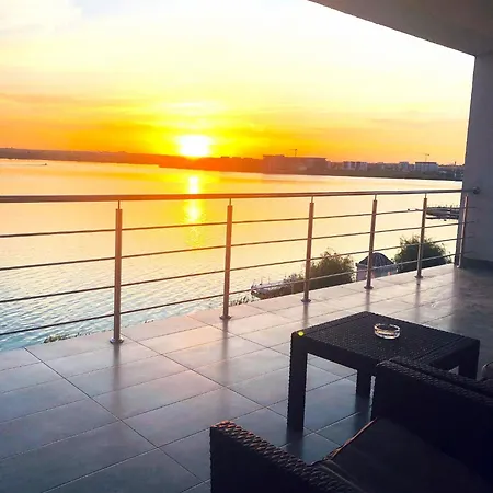 Holidays Vibes Nord Apartment
